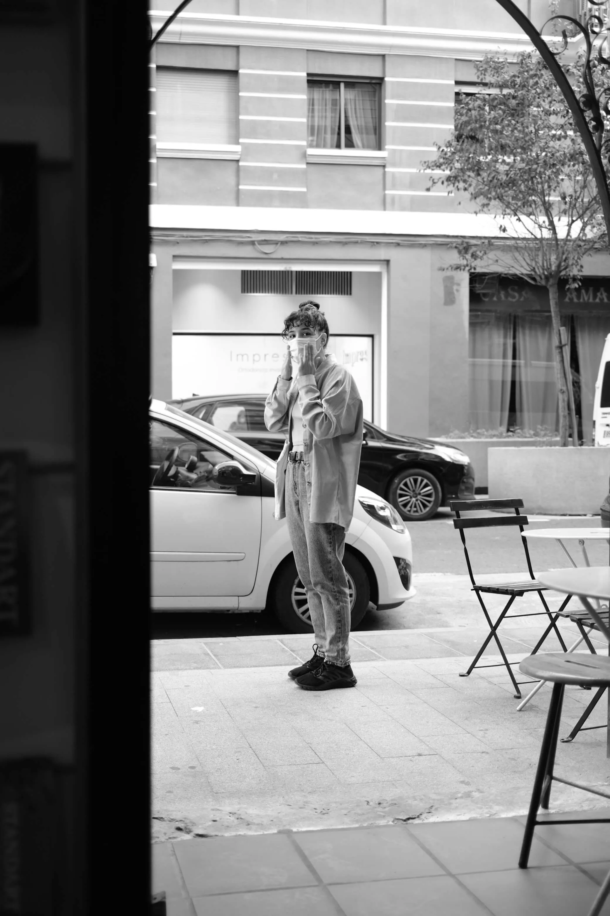 Дівчіна в масці, Валенсія 2021